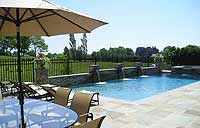 CUSTOM GUNITE / VINYL SWIMMING POOLS